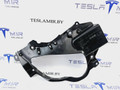 Накладка опоры (стакана) амортизатора левая Tesla Model S 1 поколение [2-й рестайлинг] 2022, 1606850-00 - фото №2