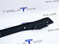 Уплотнитель крышки багажника с датчиком правый Tesla Model X 1 поколение 2018, 1056300-00, 1042393-00 - фото №2