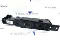 Кронштейн крепления обшивки багажника правый Tesla Model Y 1 поколение 2021, 1552221-00 - фото №2