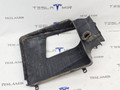 Воздуховод (дефлектор) радиатора (лопух) правый Tesla Model S 1 поколение [рестайлинг] 2018, 1058072-00, 1058024-00 - фото №3