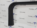 накладка двери (крышки) багажника Tesla Model S 1 поколение [рестайлинг] 2018, 1009236-00, 1009255-00 - фото №2