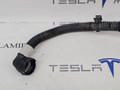 Патрубок системы охлаждения пластиковый передний Tesla Model Y 1 поколение 2022, 1504722-00, 1631596-00 - фото №3