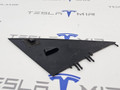 Накладка на зеркало (треугольник) левая Tesla Model 3 1 поколение 2023, 1130655-00 - фото №2
