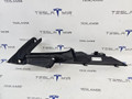 Накладка ремня безопасности стойки С левая Tesla Model 3 2 поколение 2024, 1867539-20 - фото №4