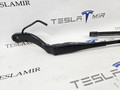 щеткодержатель (поводок стеклоочистителя, дворник) Tesla Model 3 2 поколение 2024, 1076731-00, 1878489-00, 1878490-00 - фото №3