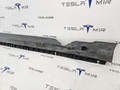 накладка на порог Tesla Model Y 1 поколение 2024, 1497745-00, 1625379-00, 1625353-00 - фото №3