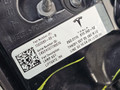 фонарь крышки багажника правый Tesla Model Y 1 поколение 2024, 1077402-00, 1077404-00, 1502089-00, 1077402-96 - фото №3