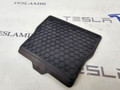Коврик резиновый вещевого ящика Tesla Model 3 1 поколение 2020, 1093093-00 - фото №2