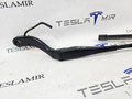 щеткодержатель (поводок стеклоочистителя, дворник) Tesla Model 3 2 поколение 2024, 1076731-00, 1878489-00, 1878490-00 - фото №3