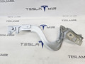 петля капота левая Tesla Model Y 1 поколение 2025, 1943663-00 - фото №2