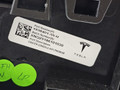 консоль салона Tesla Model Y 1 поколение 2025, 1761810-00, 1988072-50, 1938401-59, 1933923-00, 2101238-50 - фото №12