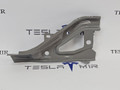 крепление ( кронштейн ) крыла Tesla Model Y 1 поколение 2025, 2095523-00, 2095525-S0 - фото №3