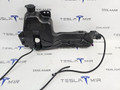 бачок омывателя Tesla Model Y 2 поколение 2025, 2015516-00, 2015526-00 - фото №5
