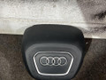 подушка безопасности водителя Audi Q3 F3 2020, 2.0 л., бензин, АКПП, внедорожник 5 дв., полный привод, 83A880201M - фото №2