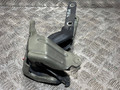 петля капота Volkswagen Sharan 2 поколение 2011, 2.0 л., CCZA, бензин, АКПП, минивэн, 7N0823301B, 7N0823302B - фото №4