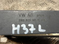 петля капота Volkswagen Sharan 2 поколение 2011, 2.0 л., CCZA, бензин, АКПП, минивэн, 7N0823301B, 7N0823302B - фото №5
