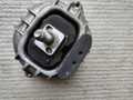 подушка крепления двигателя BMW X1 E84 2010, 3.0 л., N52 B30 A, бензин, АКПП, полный привод, правый руль, 13981112 - фото №4