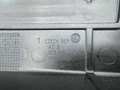 крышка аккумулятора Volkswagen Tiguan 1 поколение [рестайлинг] 2014, 2.0 л., бензин, робот, 3C0915443A - фото №6