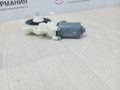 моторчик стеклоподъемника передний левый Mercedes-Benz C-Класс W205/S205/C205 2014, 2.0 л., M 274.920, бензин, АКПП, белый, седан, задний привод, правый руль, A0009065806 - фото №2