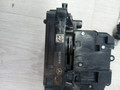замок двери передней правой Mercedes-Benz C-Класс W205/S205/C205 2014, 2.0 л., M 274.920, бензин, АКПП, белый, седан, задний привод, правый руль, A0997206701, A2220063999 - фото №8
