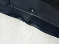 пыльник переднего крыла Mercedes-Benz C-Класс W205/S205/C205 2014, 2.0 л., M 274.920, бензин, АКПП, белый, седан, задний привод, правый руль, A2058890025 - фото №4