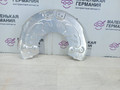 защитный кожух тормозного механизма Mercedes-Benz C-Класс W205/S205/C205 2014, 2.0 л., M 274.920, бензин, АКПП, белый, седан, задний привод, правый руль, A0004213520 - фото №3