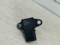 датчик абсолютного давления BMW 6 серия F06/F12/F13 2013, 4.4 л., N63 B44 B, бензин, black sapphire metallic (475), 13627599042, 7599042 - фото №2