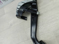 педаль тормоза Mercedes-Benz E-Класс W212 [рестайлинг] W212 (2013 - 2016), 2.0 л., M 274.920, бензин, синий, седан, задний привод, правый руль, A2042902201 - фото №5