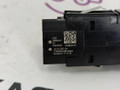 кнопка аварийной сигнализации BMW 5 серия G30/G31 G30 2019, 4.4 л., N63 B44 C, бензин, АКПП, carbonschwarz metallic (416), седан, полный привод, 61316993047, 34743201, 6993047 - фото №6