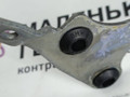 кронштейн (крепление) BMW 5 серия G30/G31 G30 2019, 4.4 л., N63 B44 C, бензин, АКПП, carbonschwarz metallic (416), седан, полный привод, 17228624268, 8624268 - фото №4