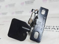 захватный крюк капота BMW Z4 E85 2004, 3.0 л., M54 B30 (306S3), бензин, робот, titansilber metallic (354), кабриолет, правый руль, 51237047170, 7047170 - фото №6