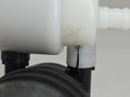 насос (моторчик) омывателя стекла BMW X5 F15 2014, 3.0 л., N57 D30 A, дизель, АКПП, mineralweiss metallic (a96), полный привод, правый руль, 67127388349, 7388349 - фото №6