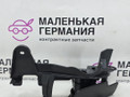 механизм открытия капота (кронштейн в салоне) BMW X5 F15 2013, 3.0 л., N57 D30 A, дизель, АКПП, mineralweiss metallic (a96), внедорожник 5 дв., полный привод, правый руль, 51437284599, 7284599 - фото №6
