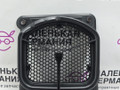 планка под капот BMW X1 F48 2017, 2.0 л., B48 A20 B, бензин, АКПП, alpinweiss 3 (300), полный привод, правый руль, 64319302950, 9302950, 111108800 - фото №2