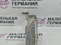 кронштейн (крепление) BMW 6 серия F06/F12/F13 2012, 4.4 л., N63 B44 B, бензин, АКПП, alpinweiss 3 (300), хетчбэк 5 дв., задний привод, правый руль, 51717203490, 7203490 - фото №3