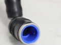 шланг омывателя BMW 6 серия F06/F12/F13 2012, 4.4 л., N63 B44 B, бензин, АКПП, alpinweiss 3 (300), хетчбэк 5 дв., задний привод, правый руль, 61677178747, 7178747 - фото №3