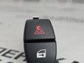 кнопка аварийной сигнализации BMW 6 серия F06/F12/F13 2012, 4.4 л., N63 B44 B, бензин, АКПП, alpinweiss 3 (300), хетчбэк 5 дв., задний привод, правый руль, 61319161896, 9161896 - фото №2