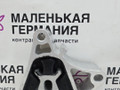 подушка крепления КПП Mercedes-Benz A-Класс W176 2013, 2.0 л., M 270.920, бензин, робот, серый, хетчбэк 5 дв., передний привод, правый руль, A2462400809 - фото №2