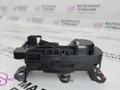 замок капота Mercedes-Benz A-Класс W176 2013, 2.0 л., M 270.920, бензин, робот, серый, хетчбэк 5 дв., передний привод, правый руль, A2468700558 - фото №3