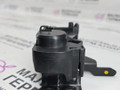 замок капота Mercedes-Benz A-Класс W176 2013, 2.0 л., M 270.920, бензин, робот, серый, хетчбэк 5 дв., передний привод, правый руль, A2468700558 - фото №2
