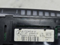 индикатор парковки Mercedes-Benz A-Класс W176 2013, 2.0 л., M 270.920, бензин, робот, серый, хетчбэк 5 дв., передний привод, правый руль, A1725420023 - фото №8