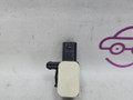 датчик удара Mercedes-Benz A-Класс W176 2013, 2.0 л., M 270.920, бензин, робот, серый, хетчбэк 5 дв., передний привод, правый руль, A1668210151 - фото №3
