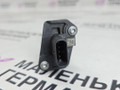 расходомер воздуха BMW 5 серия G30/G31 G30 2019, 4.4 л., N63 B44 C, бензин, АКПП, carbonschwarz metallic (416), седан, полный привод, 13628605565, 0280218324, 8605565 - фото №5