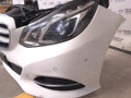 передняя часть (ноускат) Mercedes-Benz E-Класс W212 [рестайлинг] W212 2014, 2.0 л., M 274.920, бензин, АКПП, 149 u белый, седан, задний привод, правый руль, A2128801218, A2128801118, A2128800357, A2045000393, A2126201100, A2740900414, A2128202539, A2128803000 - фото №9