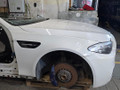 передняя часть (ноускат) BMW M5 F10 2012, 4.4 л., S63 B44 B, бензин, робот, 300 alpinweiss 3, седан, задний привод, правый руль, 41617207194, 7271908, 7203253, 2284240, 41357844701, 51118050633, 63117343907, 17422283923, 17212284260, 17212284241, 51748052499 - фото №2
