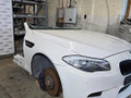 передняя часть (ноускат) BMW M5 F10 2012, 4.4 л., S63 B44 B, бензин, робот, 300 alpinweiss 3, седан, задний привод, правый руль, 41617207194, 7271908, 7203253, 2284240, 41357844701, 51118050633, 63117343907, 17422283923, 17212284260, 17212284241, 51748052499 - фото №11