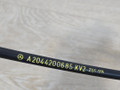 трос ручника Mercedes-Benz C-Класс W204 [рестайлинг] W204.048 2012, 1.8 л., M 271.860, бензин, АКПП, 149 белый, седан, задний привод, правый руль, A2044200685, A2044200685RV2 - фото №9