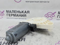 моторчик стеклоподъемника передний левый Volkswagen Passat B8 2015, 1.8 л., CJSA, бензин, робот, 2t/c9x чёрный перламутр, седан, правый руль, 5Q4959801B - фото №6