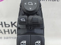 блок управления стеклоподъемниками BMW 5 серия G30/G31 G30 2017, 2.0 л., B48 B20 A, бензин, АКПП, b65 jatoba brown metallic, седан, задний привод, правый руль, 61316832729, 6832729, 61319327036, 9327036 - фото №2