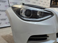 передняя часть (ноускат) BMW 1 серия F20/F21 F20 2013, 3.0 л., N55 B30 A, бензин, АКПП, 300, u300 — alpinweiss iii, хетчбэк 5 дв., задний привод, правый руль, 7229687, 7229688 - фото №5